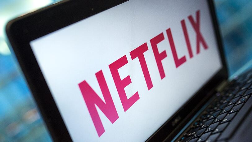 Das Logo der Videostreaming-Firma Netflix ist auf einem Laptop-Bildschirm zu sehen. Das Logo der Videostreaming-Firma Netflix ist auf einem Laptop-Bildschirm zu sehen.