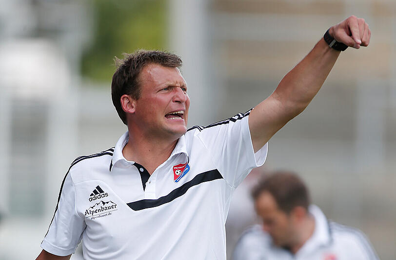 Leitet den Neuanfang bei Unterhaching: Trainer Claus Schromm.