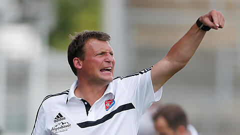 Leitet den Neuanfang bei Unterhaching: Trainer Claus Schromm.