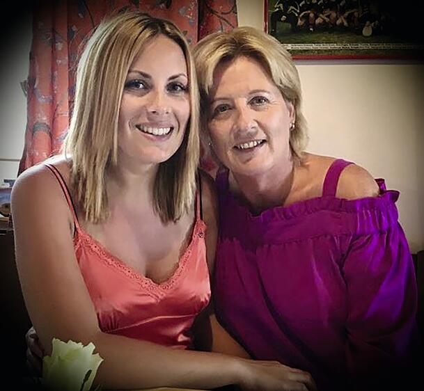 Trotz ihrer Spielsucht: "Meine Mama war Liebe pur", sagt Karin Thaler im Gespr&auml;ch mit der AZ &uuml;ber Mutter Hedwig.