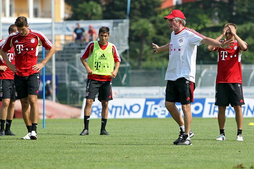 Bayern Training mit Spezial-Gast Uli Hoeneß: Die Bilder vom Gardasee