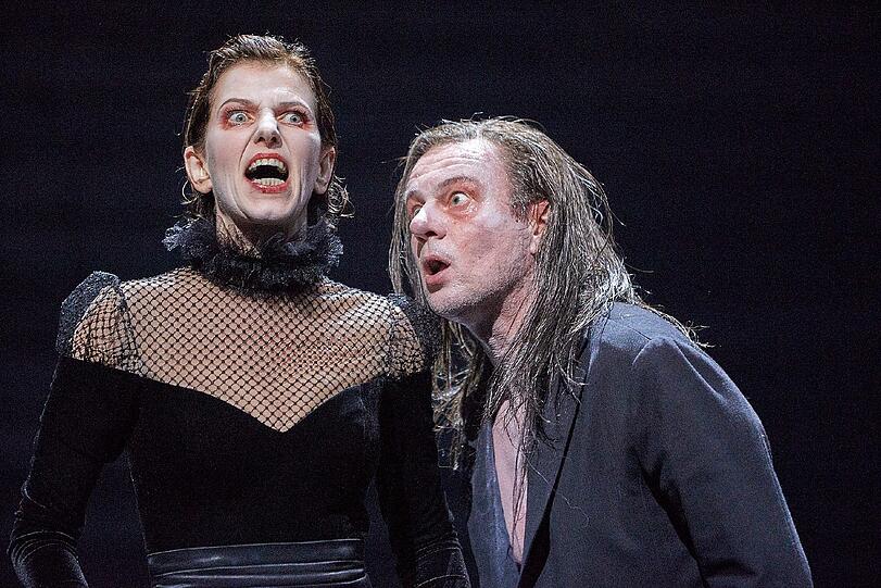 Hanna Scheibe (Königin Elisabeth) und Norman Hacker (Richard III.)
