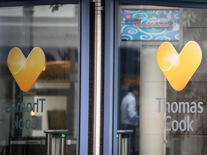 Die deutsche Thomas Cook war in den Sog der Pleite des britischen Mutterkonzerns geraten und hatte im Herbst Insolvenz angemeldet.