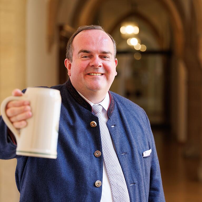 Clemens Baumg&auml;rtner will B&uuml;rgermeister werden und n&auml;chstes Jahr im Schottenhamel anzapfen. (Archivbild)