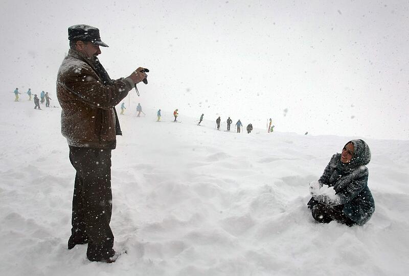 Schnee-Spaß am Wochenende auf der Zugspitze: Inzwischen liegt rund ein Meter Schnee.