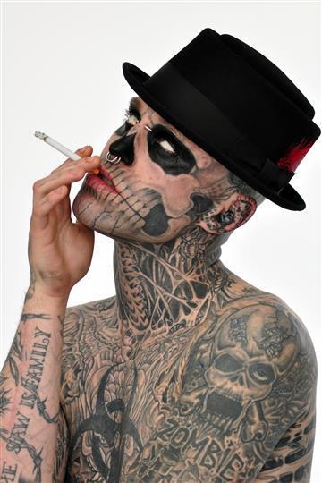Kommt ins Hard Rock Cafe: "Zombie Boy".