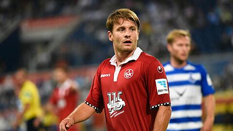 Früher Kollegen, jetzt Gegner von Löwen-Keeper Vitus Eicher: Lauterns Spielmacher Daniel Halfar. Früher Kollegen, jetzt Gegner von Löwen-Keeper Vitus Eicher: Lauterns Spielmacher Daniel Halfar.