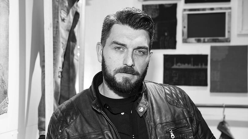 Ingo Kantorek, Schauspieler aus "Köln 50667", starb am 16. August bei einem Autounfall auf der A8. Er wurde nur 44 Jahre alt.