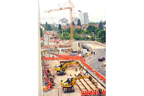 Schon jetzt für viele Pendler ein tägliches Ärgernis: Die Baustelle an der Ostendstraße.