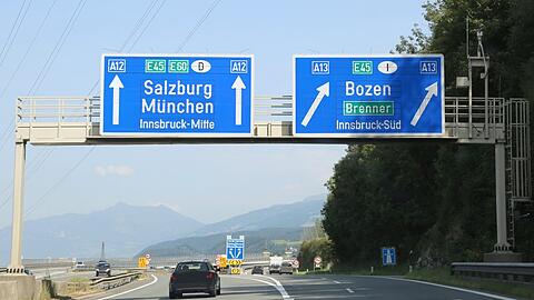 Auf &Ouml;sterreichs Autobahnen herrscht Vignettenpflicht.