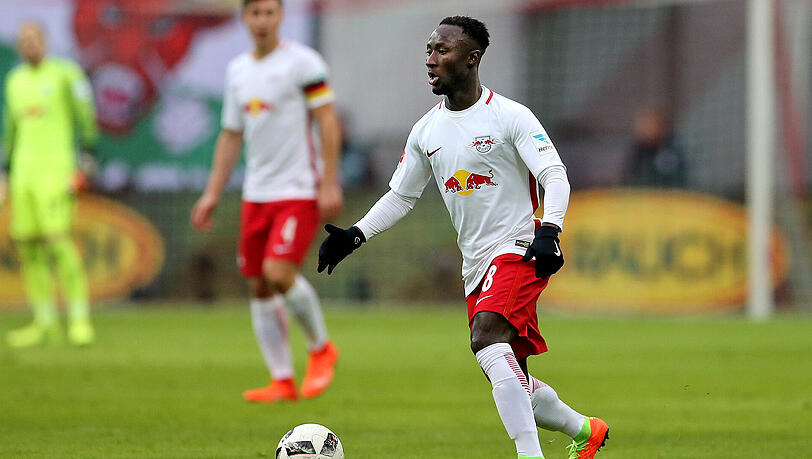 Einige europäische Topklubs sollen über eine Verpflichtung von Leipzigs Naby Keita nachdenken - unter anderem auch der FC Bayern. Einige europäische Topklubs sollen über eine Verpflichtung von Leipzigs Naby Keita nachdenken - unter anderem auch der FC Bayern.