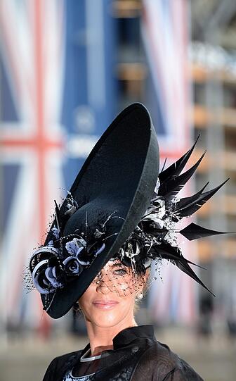 Royal Ascot - die schrägste Hut-Parade der Welt!