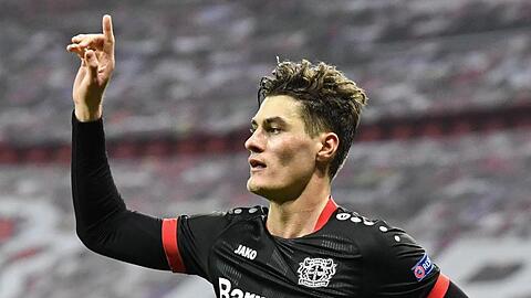 Leverkusens Knipser Patrik Schick widmete sein Tor der verstorbenen Fußballlegende Diego Maradona.