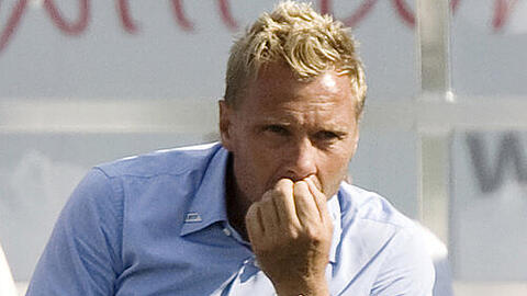 Eigentlich gibt es für Thorsten Fink keinen Grund, skeptisch zu gucken. Sein FC Ingolstadt ist gut in die Saison gestartet.