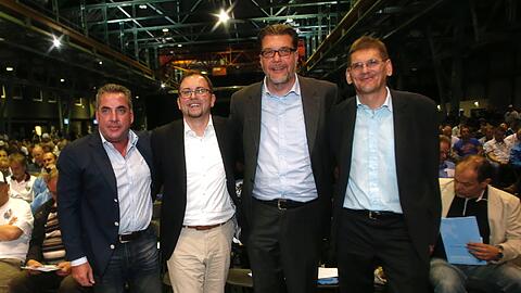 Das Löwen-Präsidium:  v.l.: Peter Helfer, Erik Altmann, Präsident Gerhard Mayrhofer und  
Heinz Schmidt