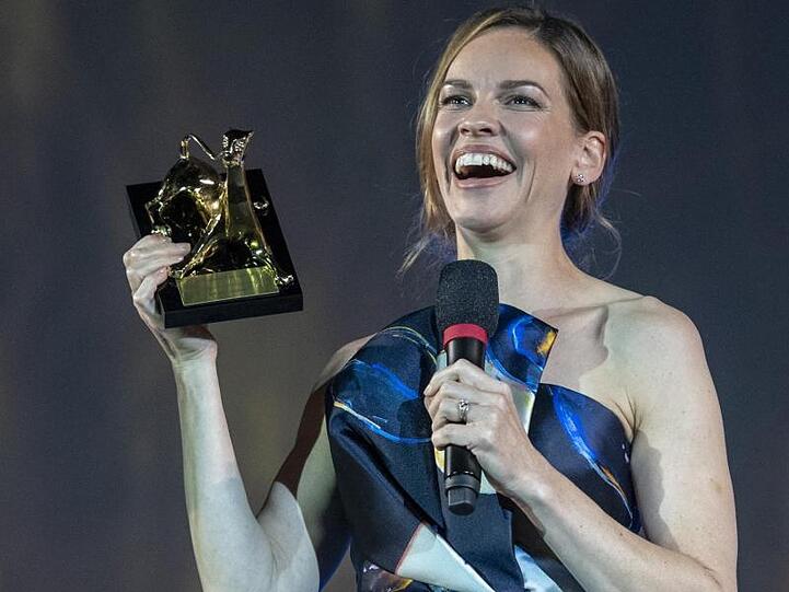 Hilary Swank wurde beim Filmfestival in Locarno mit dem Leopard Club Award geehrt.