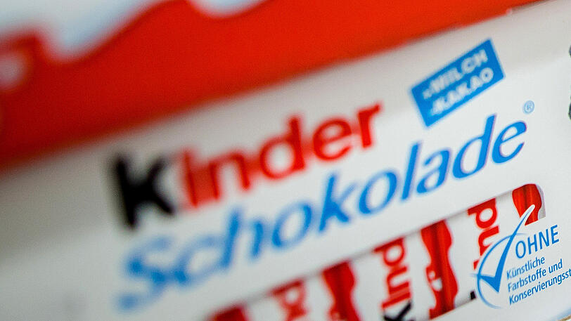 Eine besondere Überraschung hat Ferrero für alle Schokoladen- und Eisliebhaber: Ab nächster Woche gibt es die beliebte Kinderschokolade auch als Eis!