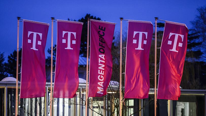 Bei der Telekom gibt es Grund zur Freude: Der Magenta-Konzern hat einen KI-Auftrag des Bundes an Land gezogen. (Archivbild)