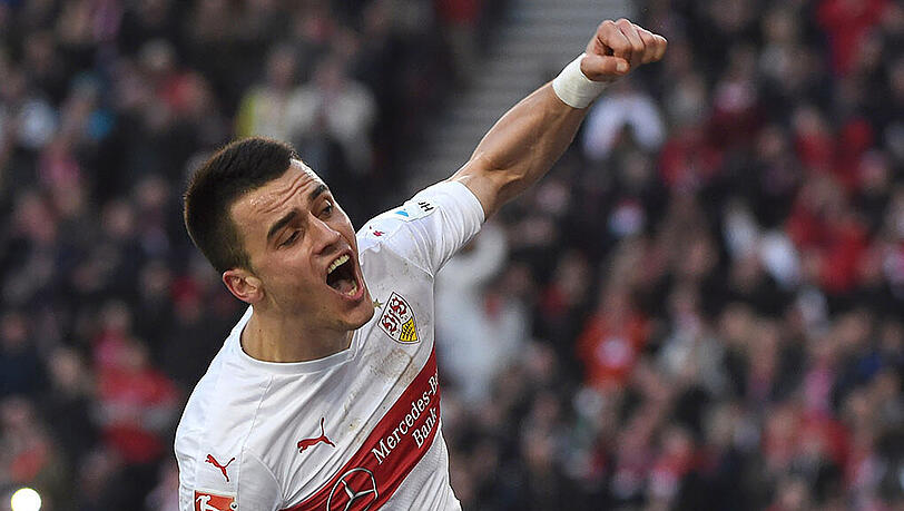 Filip Kostic erhält für eine Ablöse von rund 14 Millionen Euro plus Bonuszahlungen die Freigabe des VfB Stuttgart und wird zum teuersten Neuzugang der HSV-Geschichte.