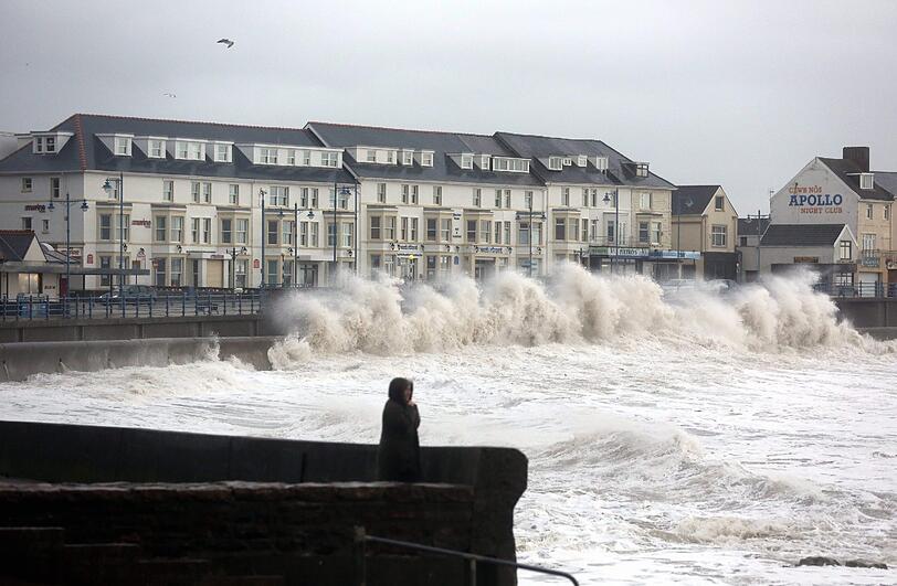 Seit zwei Monaten leiden die Menschen in Großbritannien und Irland unter Stürmen und heftigen Regenfällen