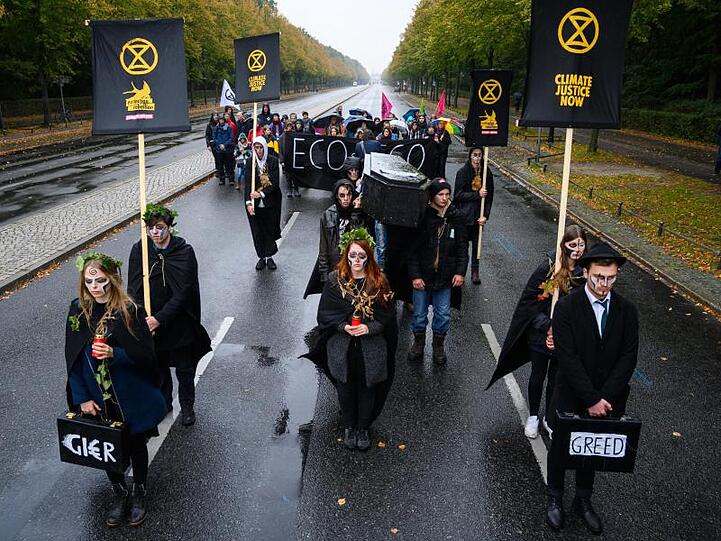 Die Proteste der Klimabewegung "Extinction Rebellion" in Berlin gehen weiter.
