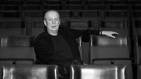 Stefan Soltesz war ein österreichischer Dirigent ungarischer Herkunft. Er dirigierte regelmäßig an den großen Opernhäusern Deutschlands und Europas.