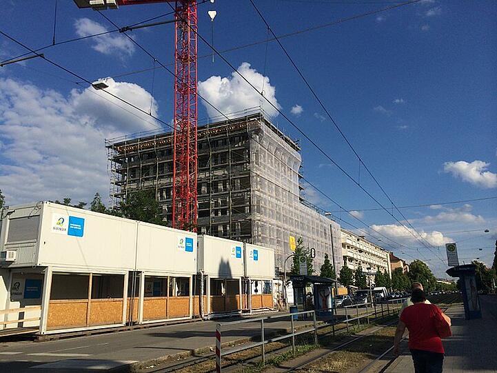 Im Juli 2010 war die Eröffnung des neu gestalteten Giesinger Bahnhofplatzes. Seither hat sich das Viertel an vielen Ecken deutlich verändert.