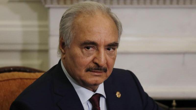 Seit mehr als einem Jahr gibt es heftige Kämpfe mit den Einheiten des Generals Chalifa Haftar rund um die Hauptstadt Tripolis. Seit mehr als einem Jahr gibt es heftige Kämpfe mit den Einheiten des Generals Chalifa Haftar rund um die Hauptstadt Tripolis.