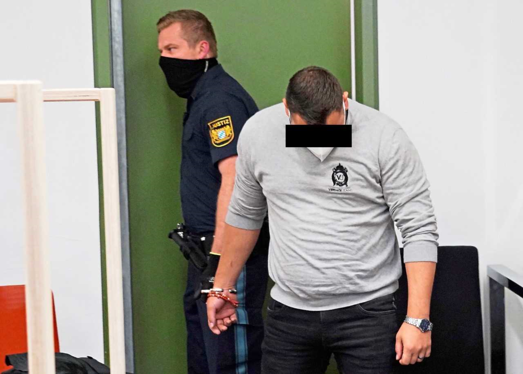 München 17 Jährige In Tiefgarage Vergewaltigt Polizei Veröffentlicht Fotos - rr5i3ju