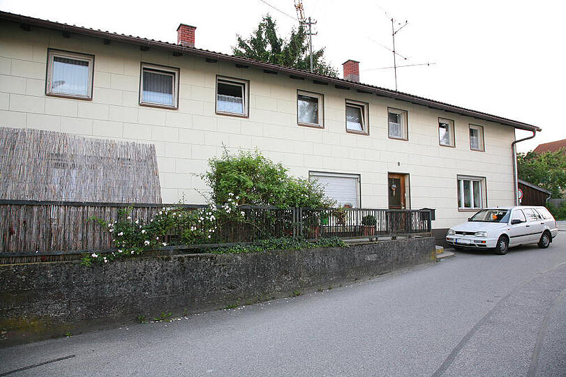 Mord aus Eifersucht? Die Polizei geht davon aus, dass ein Ehemann seiner Frau ermodete, weil sie sich von ihm trennen wollte.