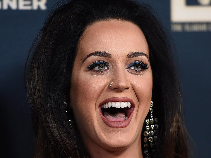 Katy Perry kann auch über sich selbst lachen