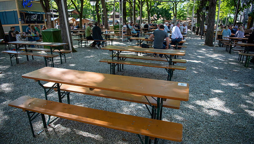 Bald dürfen die Biergärten in München wieder öffnen. Bald dürfen die Biergärten in München wieder öffnen.