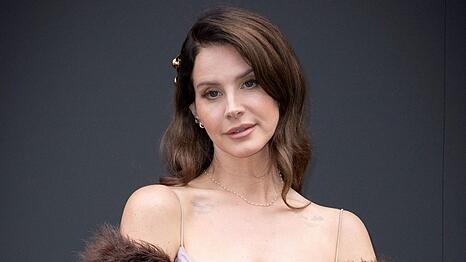 Lana Del Rey ist ins Bond-Universum eingetreten.