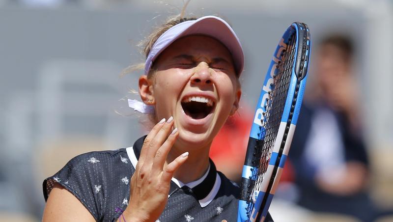 US-Teenagerin Amanda Anisimova hat bei den Franch Open Titelverteidigerin Simona Halep besiegt. US-Teenagerin Amanda Anisimova hat bei den Franch Open Titelverteidigerin Simona Halep besiegt.