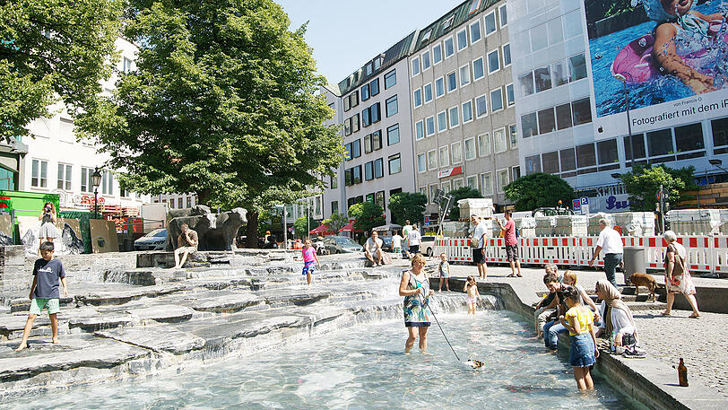 Wasserspiele am Rindermarkt.