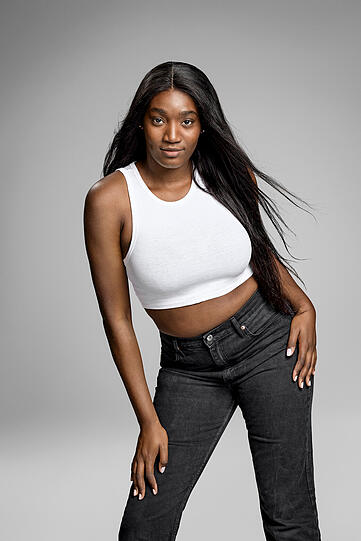 Model Lydwine vor ihrem großen Umstyling.