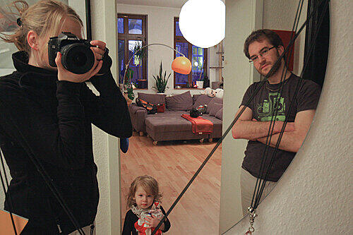 Fotos für den Familienblog: Daniela Doege mit Tochter Ana Maria und Lebensgefährte Walter.