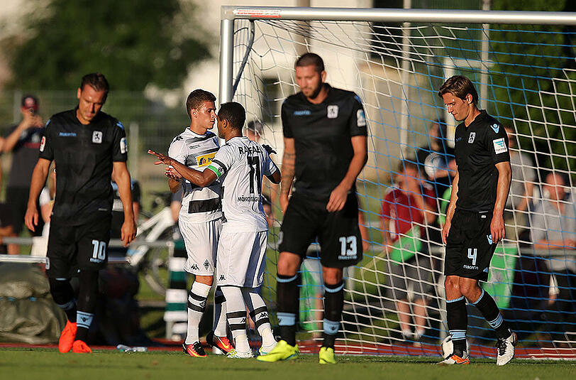 Die Löwen verlieren mit 1:3 gegen Borussia Mönchengladbach. Klicken Sie sich hier durch die Bilder vom Tegernsee-Testspiel.