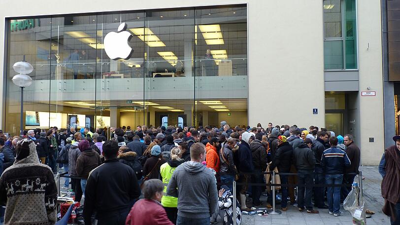 Verkaufsstart des iPhone 5 in München: Bilder vom Ansturm auf den Apple-Store in der Rosenstraße