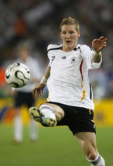Vor zehn Jahren sah Bastian Schweinsteiger noch so aus.