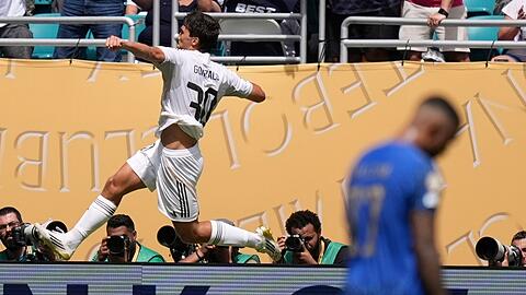 Real-Youngster Gonzalo Garcia ersetzte Kylian Mbappe und traf zum 1:0 für Real.