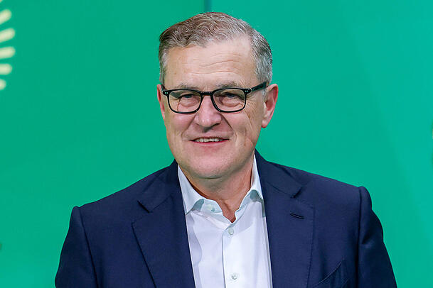 Sieht viel Potenzial im Frauenfußball: Bayerns Vorstandschef Jan-Christian Dreesen. Sieht viel Potenzial im Frauenfußball: Bayerns Vorstandschef Jan-Christian Dreesen.