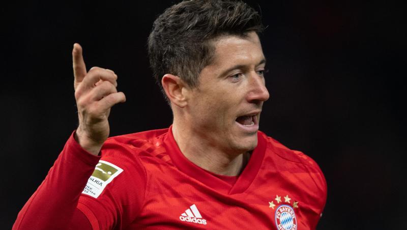 Robert Lewandowski bejubelt seinen Treffer. Foto: Soeren Stache/dpa-Zentralbild/dpa/Archivbild Robert Lewandowski bejubelt seinen Treffer. Foto: Soeren Stache/dpa-Zentralbild/dpa/Archivbild