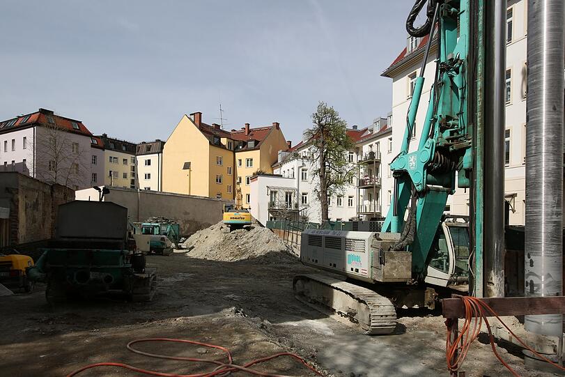 Baulücke in der Elvirastraße: Was es wohl kosten wird, hier zu wohnen?
