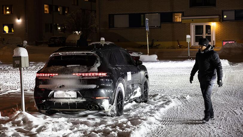 Die winterlichen Bedingungen in Nord-Finnland müssen die Erprobungsfahrzeuge locker wegstecken.