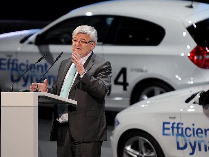 Früher konnte ihm der Sprit nicht teuer genug sein, jetzt ist Joschka Fischer Berater bei BMW.