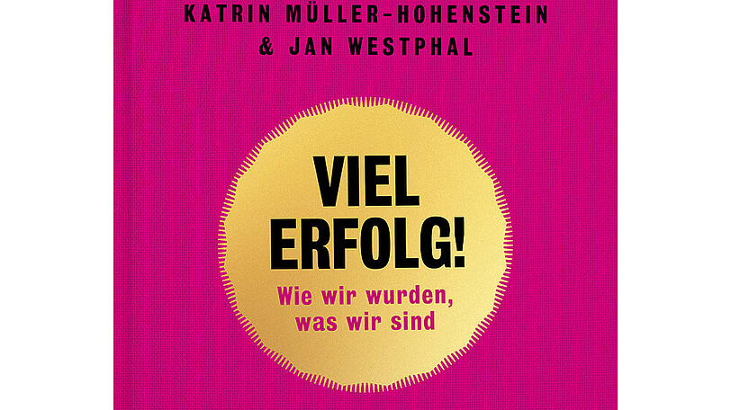 In "Viel Erfolg! Wie wir wurden, was wir sind" beantworten unter anderem Motsi Mabuse und Heiner Brand Fragen zu ihrem Werdegang