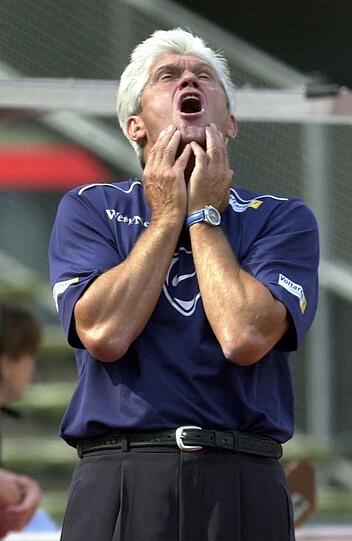 01.07.1992 - 18.10.2001: Innerhalb von zwei Jahren führte Werner Lorant den Club von der dritten in die erste Liga. 2000 schaffte er sogar in die Qualifikation für die Champions League, dort schieden sie aber aus.