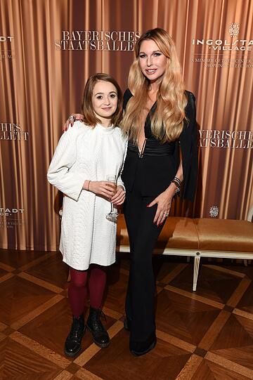 Nancy Osbaldeston und Sabine Piller
