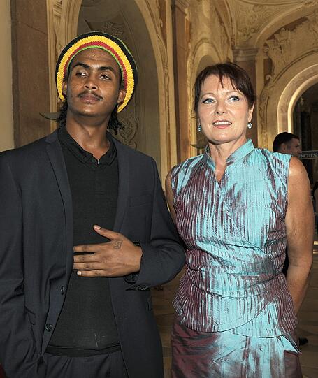 Gabriele Pauli und der Asylbewerber Tsegay
